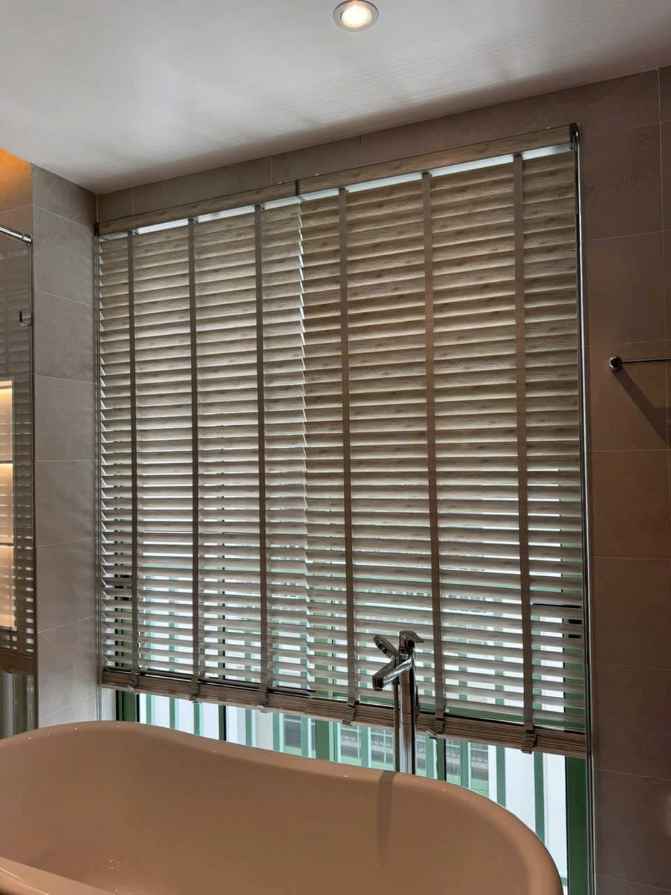 Màn sáo gỗ - Sankaku